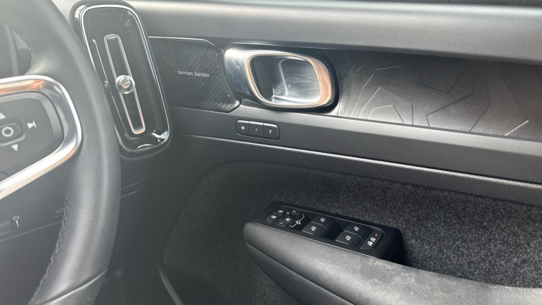 Volvo C40 300kW Recharge Twin Pro 78kWh 5dr AWD Auto Electric Estate